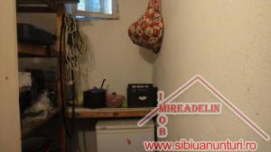 VAND APARTAMENT 2 CAMERE LA CASA,   60 mp,   CENTRAL
