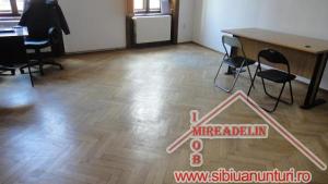 VAND SPATIU BIROURI,   64 mp,   ULTRACENTRAL