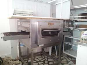 vand  cuptor zanolli 05/80 380v stare perfecta 4500e malaxor 20l 550e cuptor patiserie 5 tavi 380v d