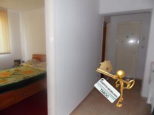 Apartament de inchiriat 3 camere decomandate zona MIlea