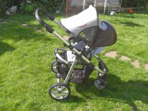Carucior Pierre Cardin 3 in 1 second,  stare f buna