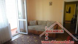 VAND URGENT APARTAMENT 3 CAMERE ZONA HIPODROM II