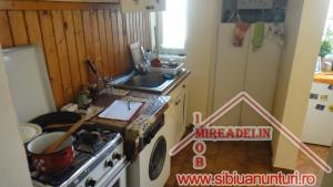 VAND URGENT APARTAMENT 3 CAMERE ZONA HIPODROM II