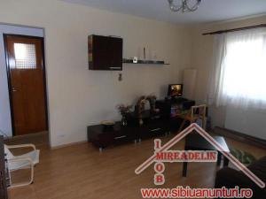 INCHIRIEZ APARTAMENT 2 CAMERE,   HIPODROM II
