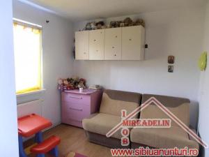 INCHIRIEZ APARTAMENT 2 CAMERE,   HIPODROM II