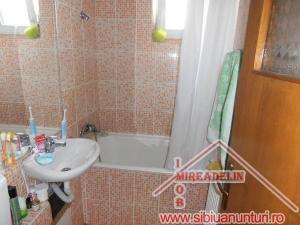 INCHIRIEZ APARTAMENT 2 CAMERE,   HIPODROM II