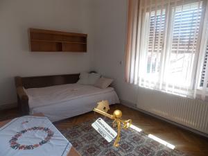 Apartament 2 camere decomandate de inchiriat la casa