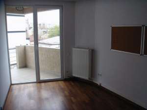 Apartament in bloc - 4 camere - Unirii