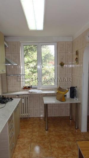 Apartament 3 camere de vanzare-Drumul Taberei-Raul Doamnei