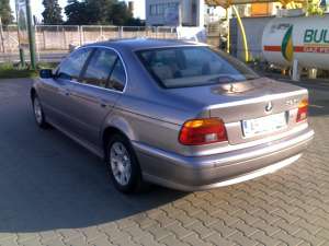 BMW 525