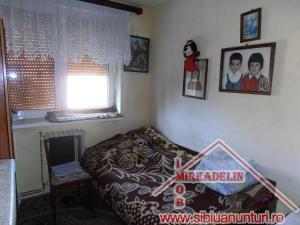 VAND APARTAMENT 3 CAMERE,   HIPODROM I