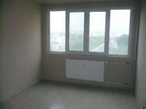 Apartament in bloc - semidecomandat - Vitan