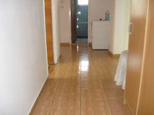 Apartament in bloc - 4 camere - zona Vitan
