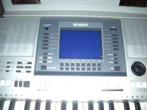 Vand Yamaha PSR S700