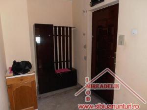 INCHIRIEZ APARTAMENT 2 CAMERE,  ZONA MIHAI VITEAZU