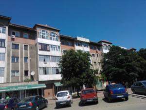 Inchiriez ap. 2 camere ulcentral Esplanada Hala centrala