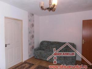 INCHIRIEZ APARTAMENT 2 CAMERE,   ZONA VASILE AARON