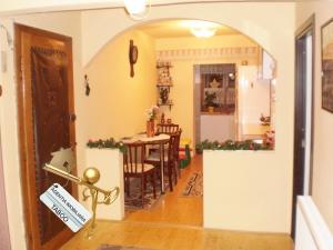 Apartament de vanzare zona Vasile Aaron 3 camere