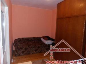 INCHIRIEZ APARTAMENT 2 CAMERE,  HIPODROM III