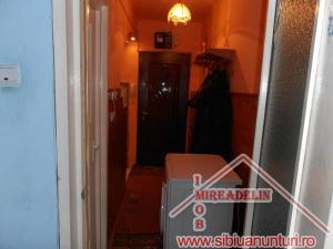 INCHIRIEZ APARTAMENT 2 CAMERE,  HIPODROM III