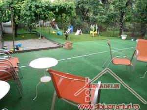 INCHIRIEZ VILA 7 CAMERE,   SINGUR IN CURTE,   ZONA VASILE MILEA