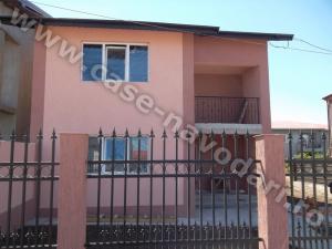 Vila nou construita Navodari zona de case