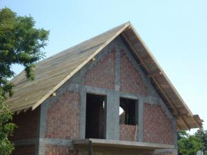REPARATII SI INTRETINERE CASE DE VACANTA IN BREAZA,   CAMPINA,   COMARNIC,   SINAIA,   BUSTENI,   AZ