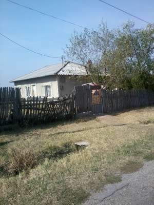 Casa din caramida in jud. Olt com. Valeni