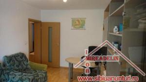 VAND APARTAMENT 3 CAMERE,   TURNISOR