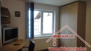 VAND APARTAMENT 3 CAMERE,   TURNISOR