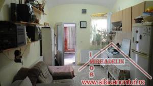 VAND APARTAMENT 2 CAMERE LA CASA,   CENTRAL