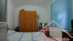 VAND APARTAMENT 2 CAMERE LA CASA,   CENTRAL