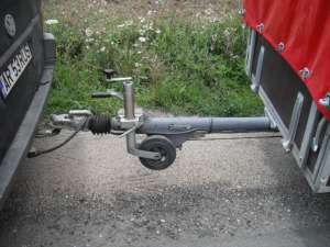 SEMIREMORCA auto 1000 kg cu Prelata  / tel: 0726-284093 /