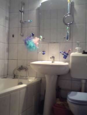 caut colega de apartmanet