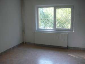 Apartament in bloc - 4 camere - Aviatiei