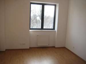 Apartament in bloc - decomandat - Tei