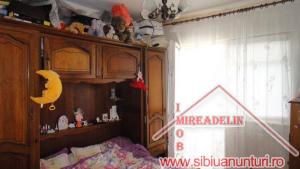 VINDEM APARTAMENT 3 CAMERE,   VALEA AURIE