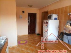 INCHIRIEZ APARTAMENT 2 CAMERE,   CARTIER TURNISOR