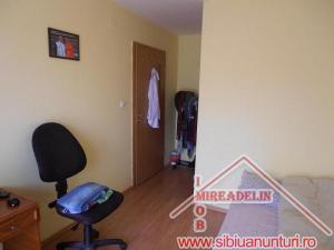 INCHIRIEZ APARTAMENT 2 CAMERE,   CARTIER TURNISOR