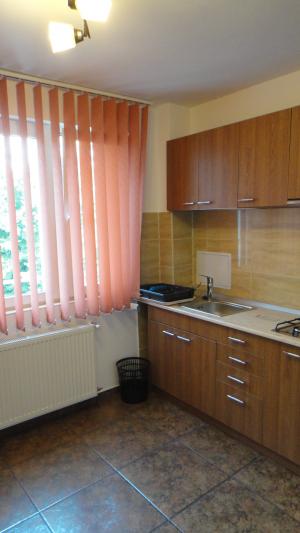 Inchiriez ap. 2 camere Piata Unirii UMF