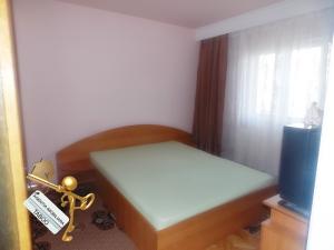 Apartament de vanzare 4 camere decomandate zona Calea Dumbravii