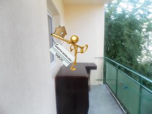 Apartament de vanzare 4 camere decomandate zona Calea Dumbravii
