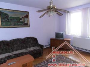 INCHIRIEZ APARTAMENT 3 CAMERE ,   ZONA GARII