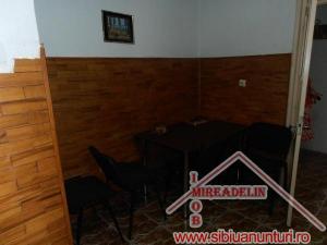 INCHIRIEZ APARTAMENT 3 CAMERE ,   ZONA GARII