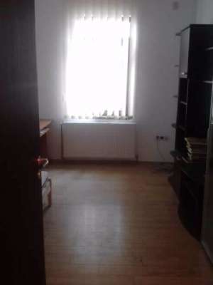 Vand ap. 3 camere,  Palatul Parlamentului,  62000E