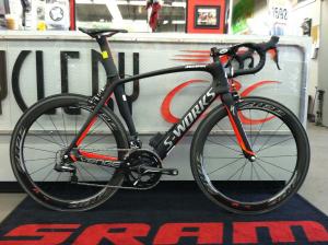 Biciclete S-Works + Mclaren Venge Road Bike 2012