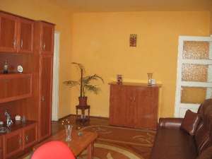 Vanzare apartament 3 camere