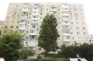 41.900 Euro - Vand apartament 3 camere Titan,  conf. 2,  su=47m