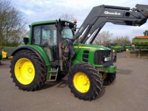 Tractoare agricole John Deere 6330
