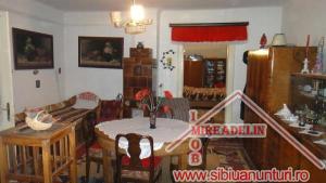 VAND CASA 2 CAMERE,   90 MP,   CENTRAL